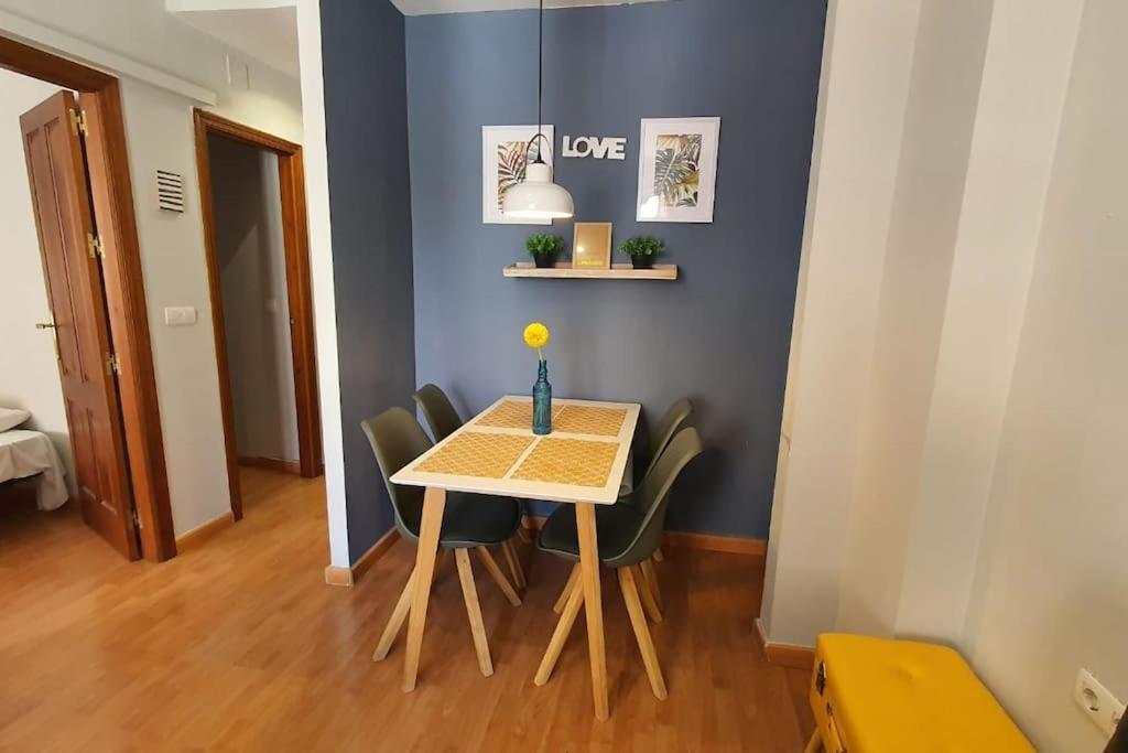 Ferienwohnung Aloja T Elvira Granada Exterior foto