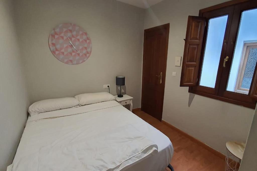 Ferienwohnung Aloja T Elvira Granada Exterior foto