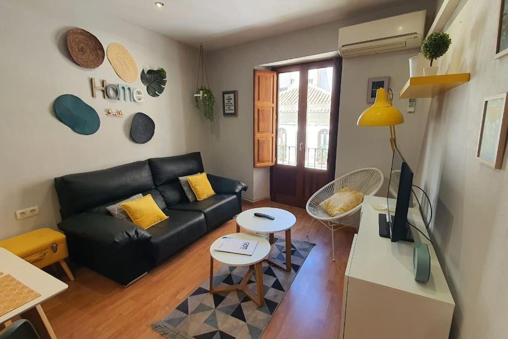 Ferienwohnung Aloja T Elvira Granada Exterior foto